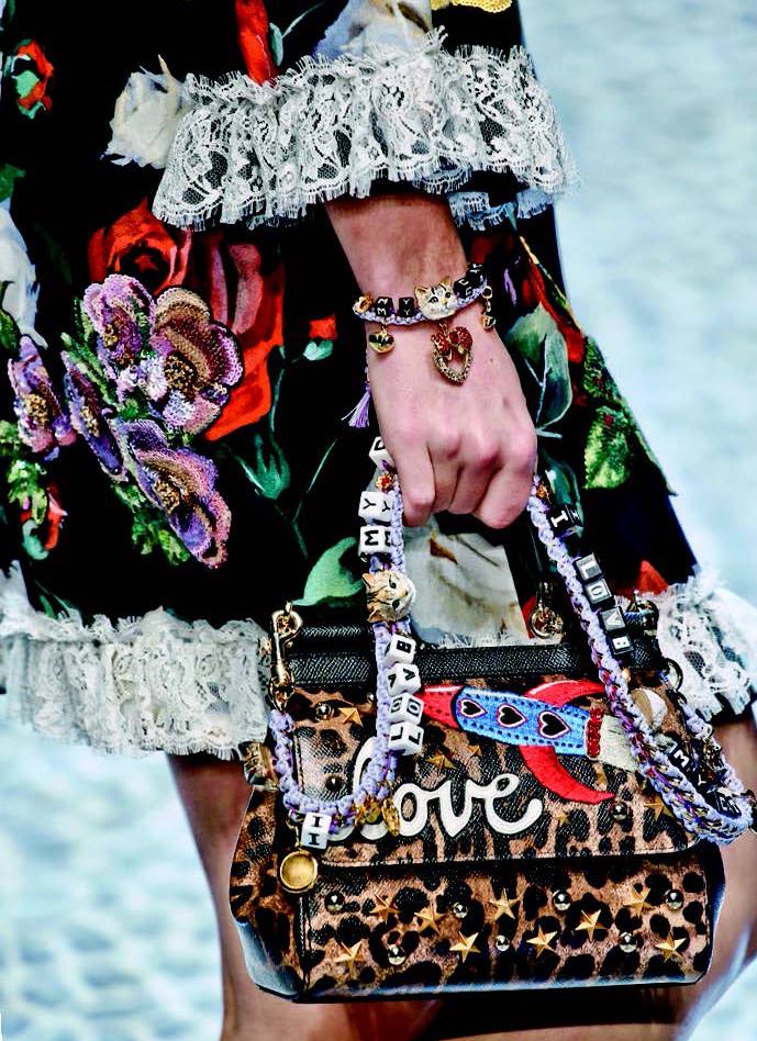 İtalyan moda devleri Milano'da şov yaptı 