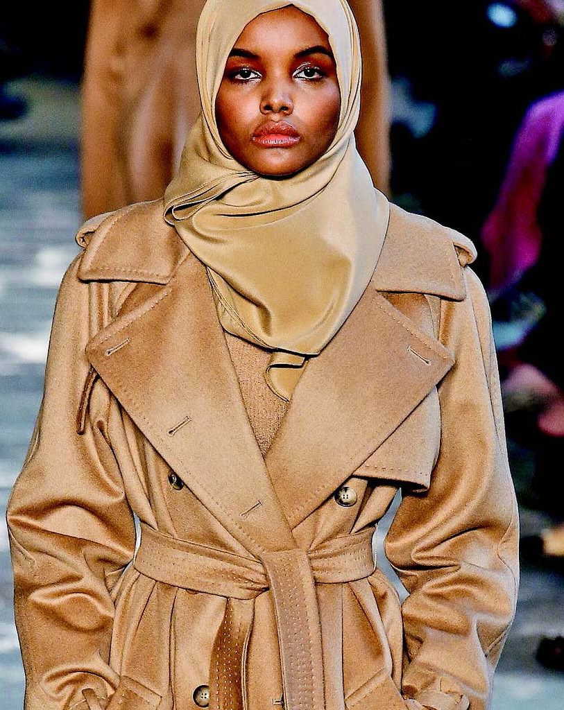 İtalyan moda devleri Milano'da şov yaptı 