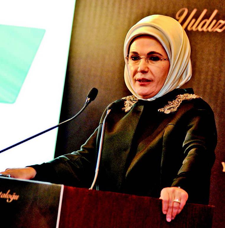 Yıldız Sarayı Müzesi yeni eser kataloğunu bir davetle tanıttı 