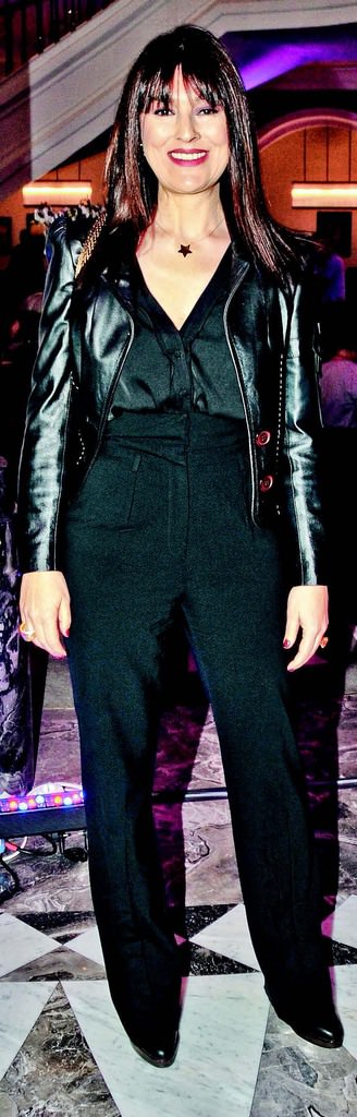 Atıl Kutoğlu'ndan 'Açık Kapı' yararına defile