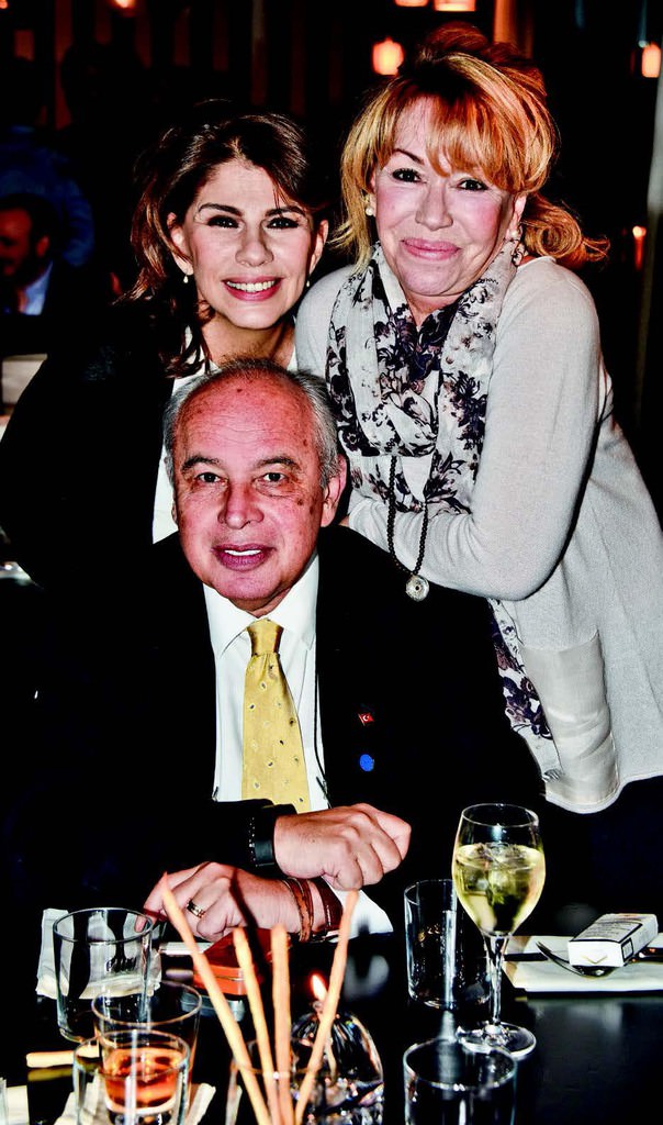 Mutfağa girip hünerlerini gösterdi