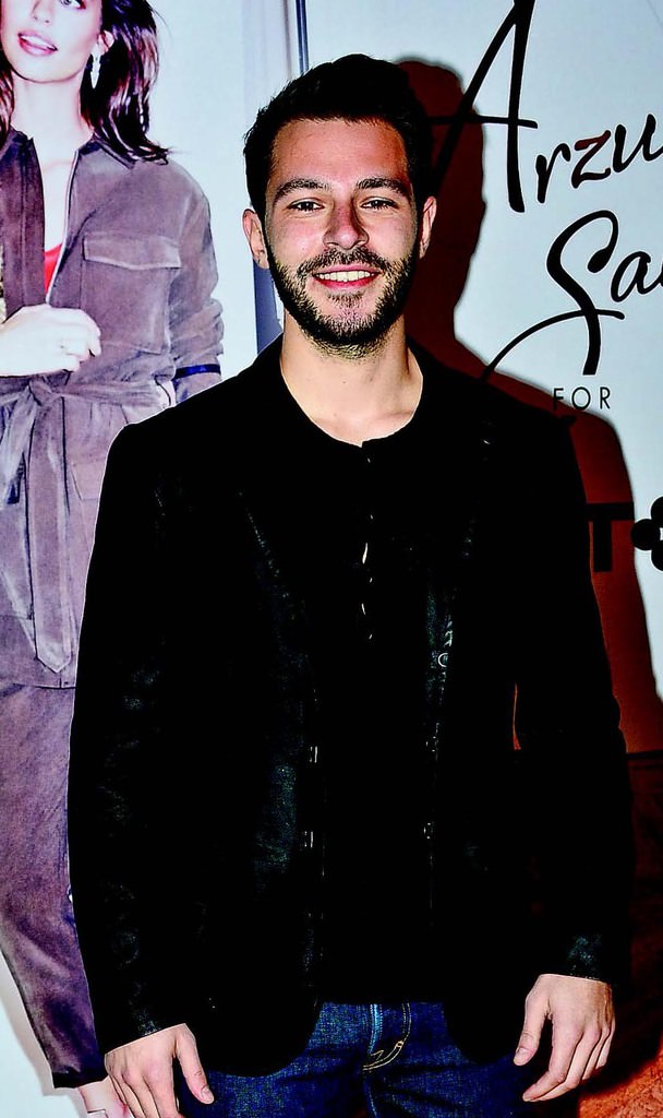 Koleksiyon tanıtımına ünlülerden büyük ilgi 