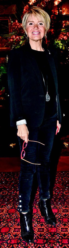 Koleksiyon tanıtımına ünlülerden büyük ilgi 