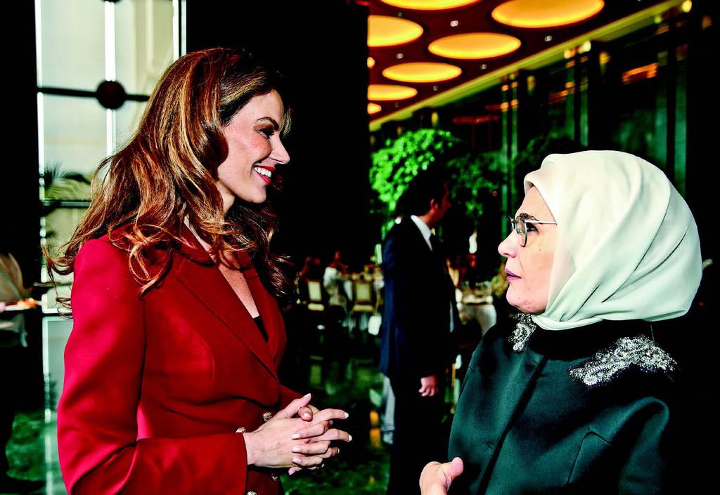 Külliye'de başarılı kadınları ağırladı