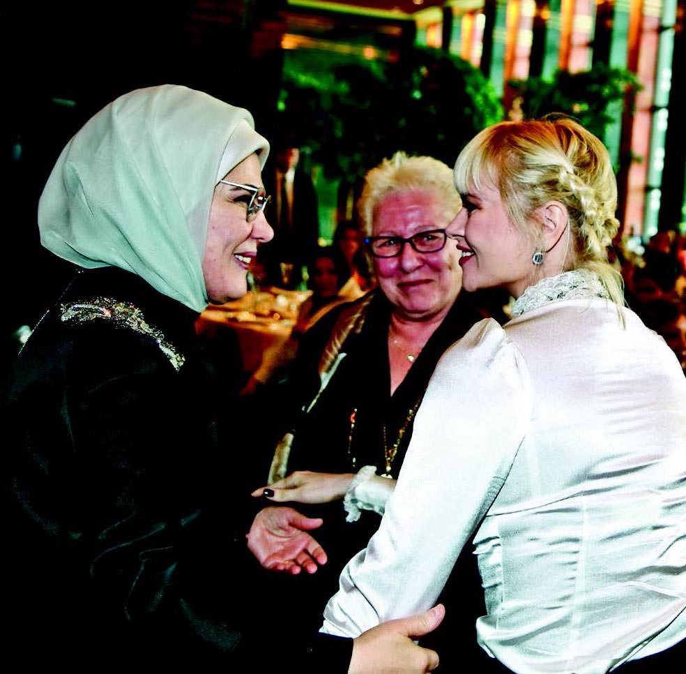 Külliye'de başarılı kadınları ağırladı