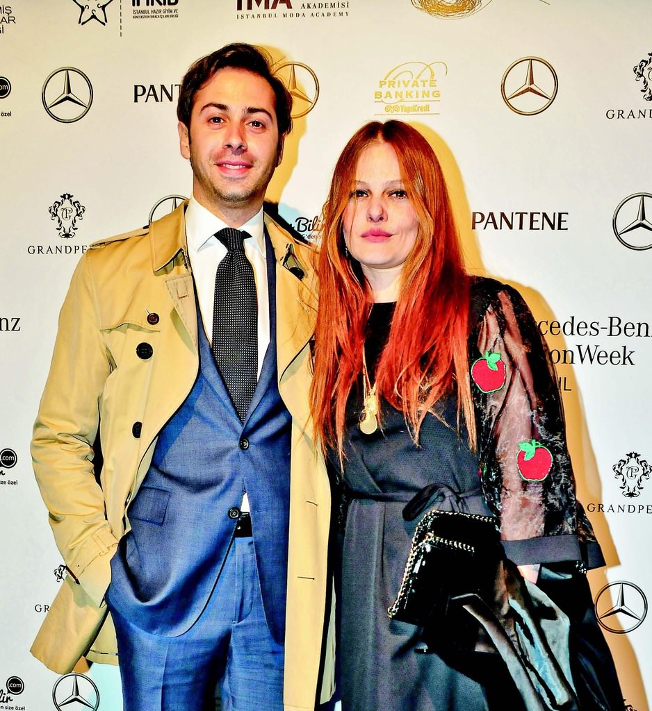 Emek Sineması'ndaki defileye yoğun ilgi