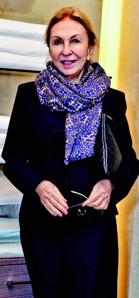 Bir davette iki tanıtım yapıldı