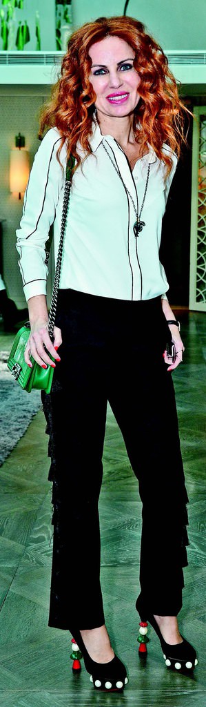 Hikaye ve masal tadında söyleyişi