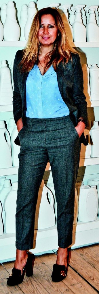 Ünlü markadan market kutlaması