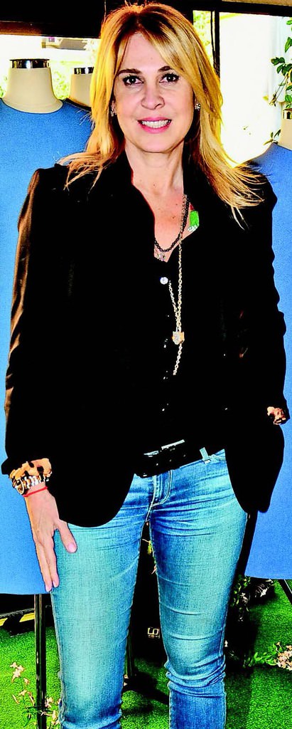 Dilek Hanif'ten yeni hazır giyim koleksiyonu 