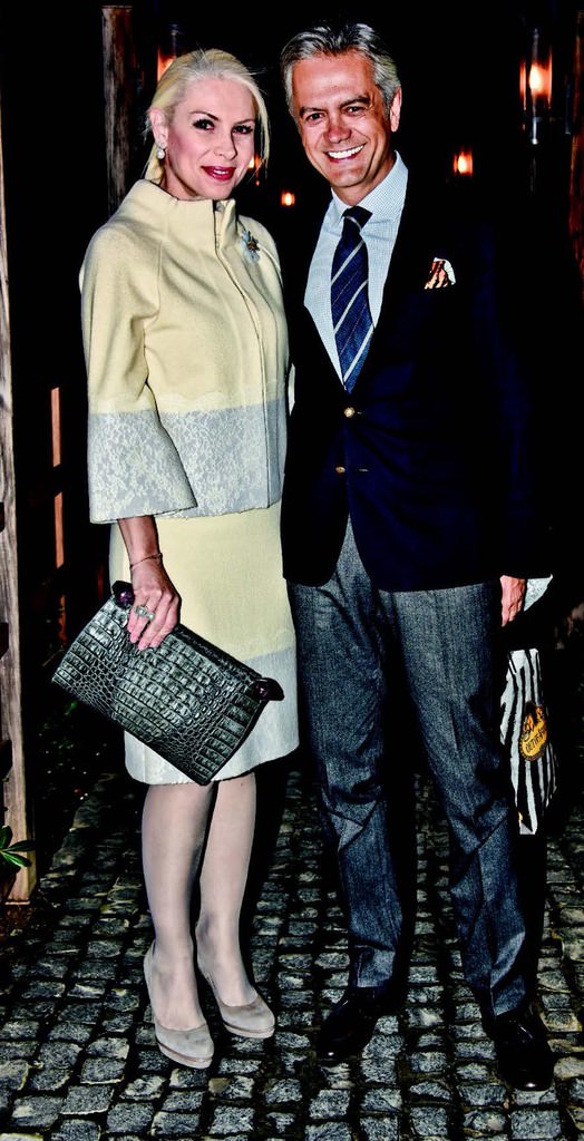 Yakın dostları buluşturan davet