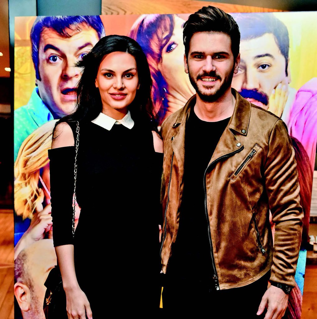 Dostlara özel gösterim 