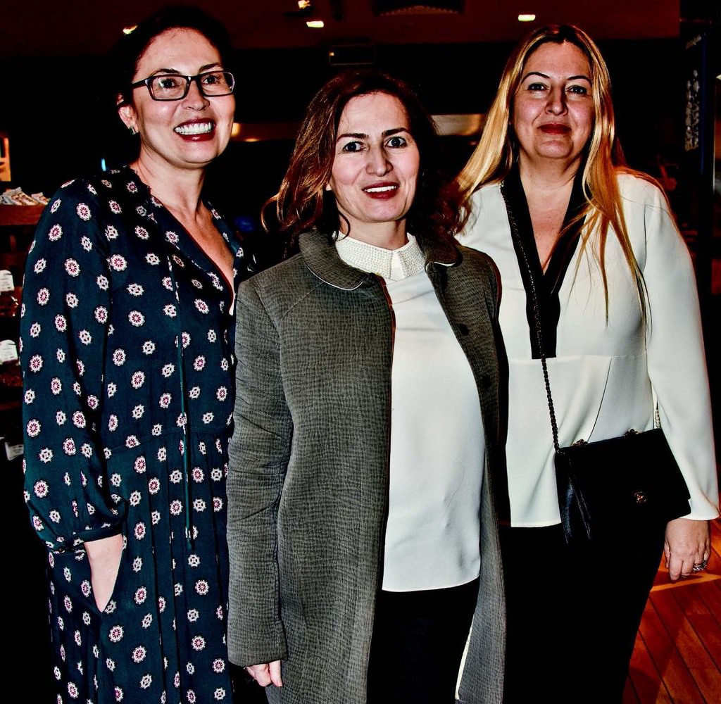 Dostlara özel gösterim 