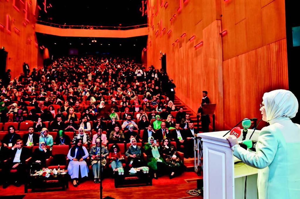 Lacivert Dergisi'nden çok önemli bir fotoğraf sergisi ve paneli 