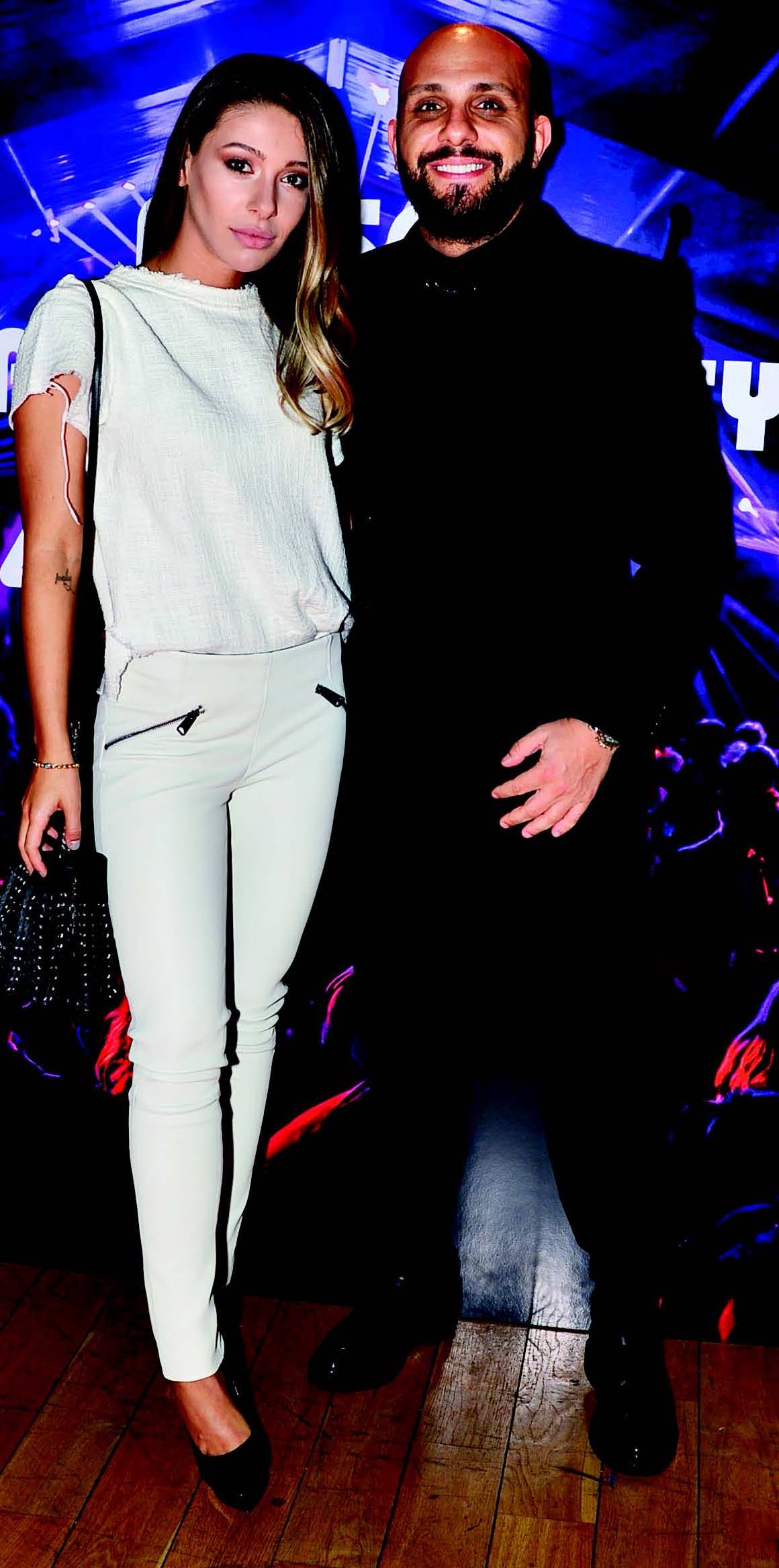 44. yaşını renkli bir partiyle kutladı