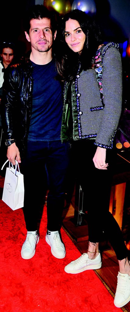 44. yaşını renkli bir partiyle kutladı