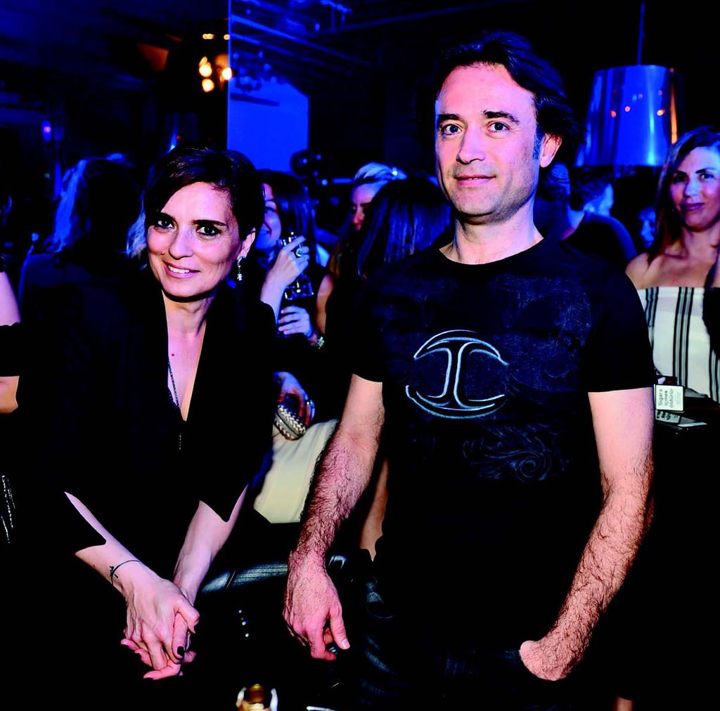 44. yaşını renkli bir partiyle kutladı