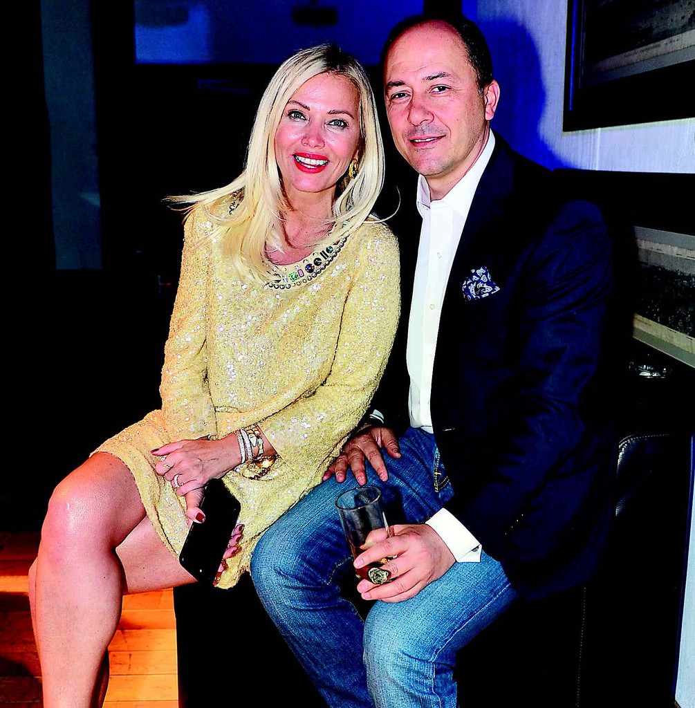 44. yaşını renkli bir partiyle kutladı