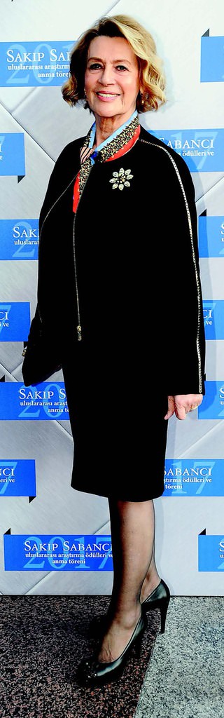 Ölüm yıldönümünde ödül töreni ile anıldı