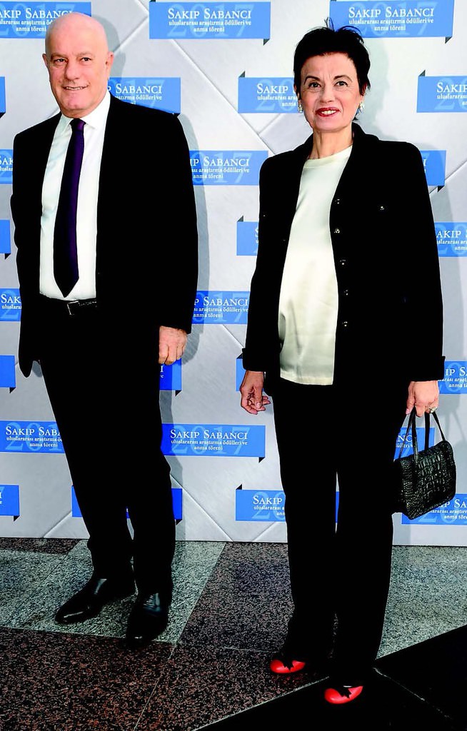 Ölüm yıldönümünde ödül töreni ile anıldı