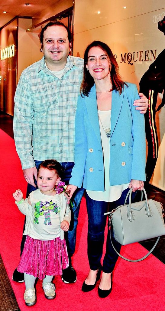 'Yılan'dan ilham aldığı tasarımlarını tanıttı