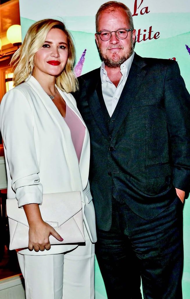 Yeni adresinde ünlü isimleri ağırladı