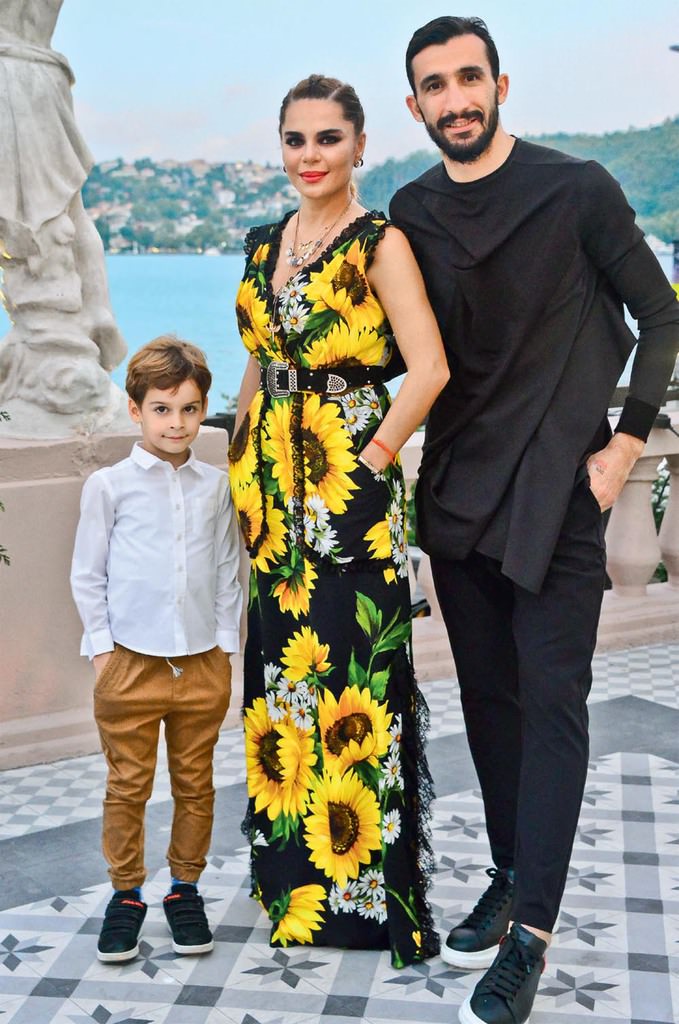 Huzurevi sakinlerini iftar davetinde ağırladı