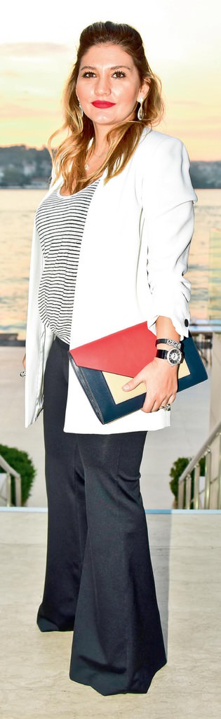 Dernek üyeleriyle destekçiler buluştu