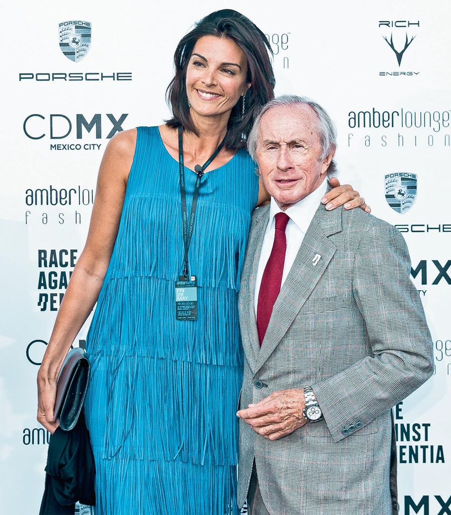 Monako'da elektro kemanı ile şov yaptı 