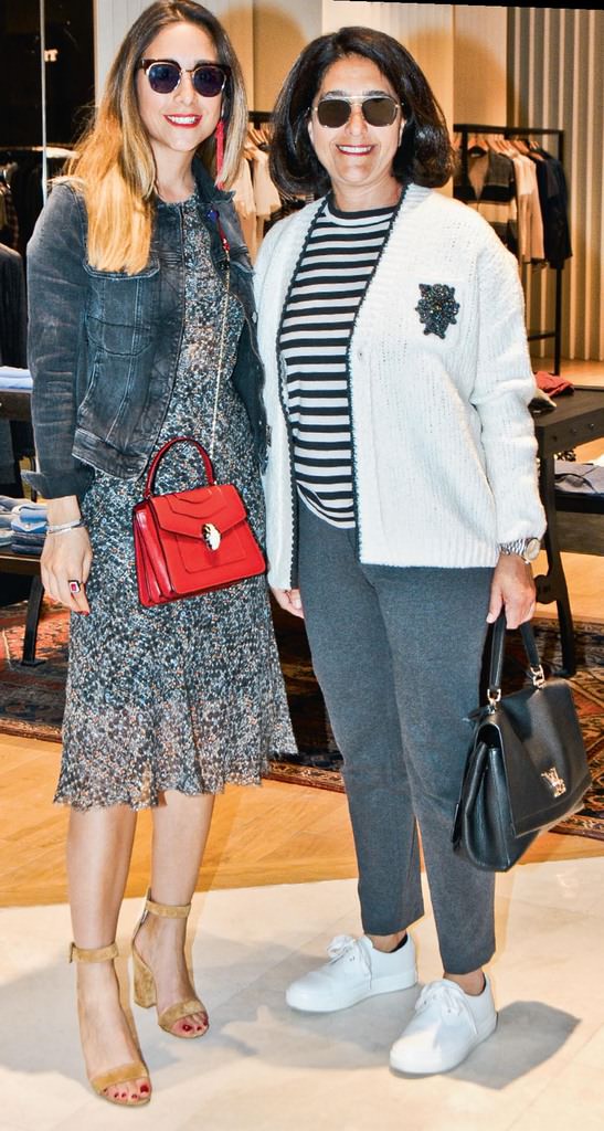 Emaar Square Mall'da alışveriş turu yaptılar 