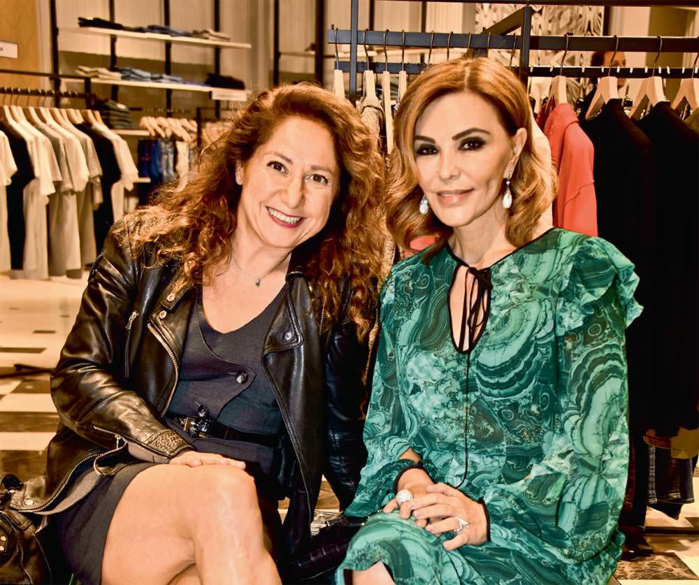 Emaar Square Mall'da alışveriş turu yaptılar 