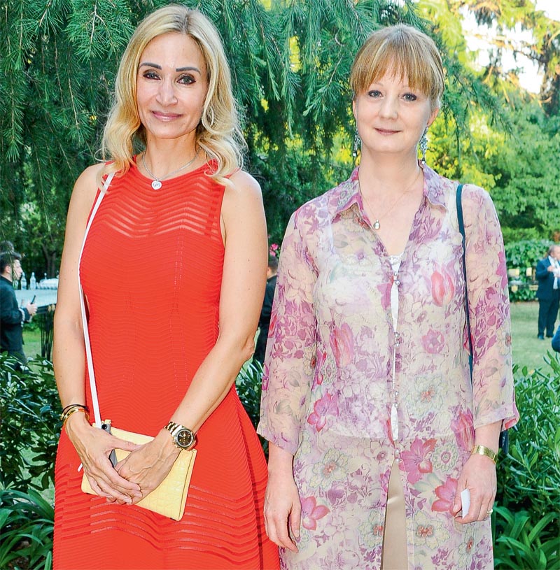 Yeni konsolosla veda daveti verdi