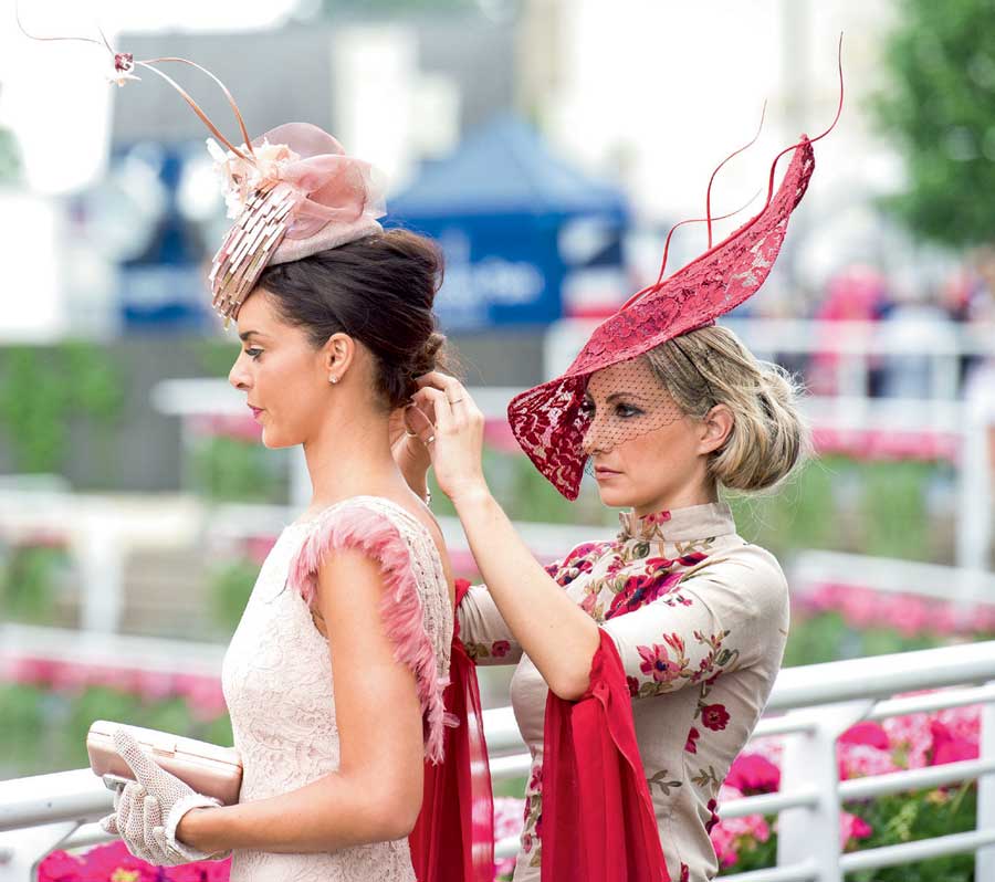 İngiliz Kraliyet Ailesi Royal Ascot'ta buluştu