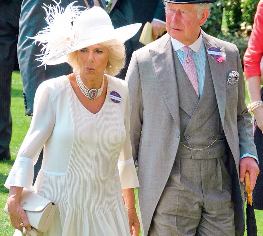 İngiliz Kraliyet Ailesi Royal Ascot'ta buluştu