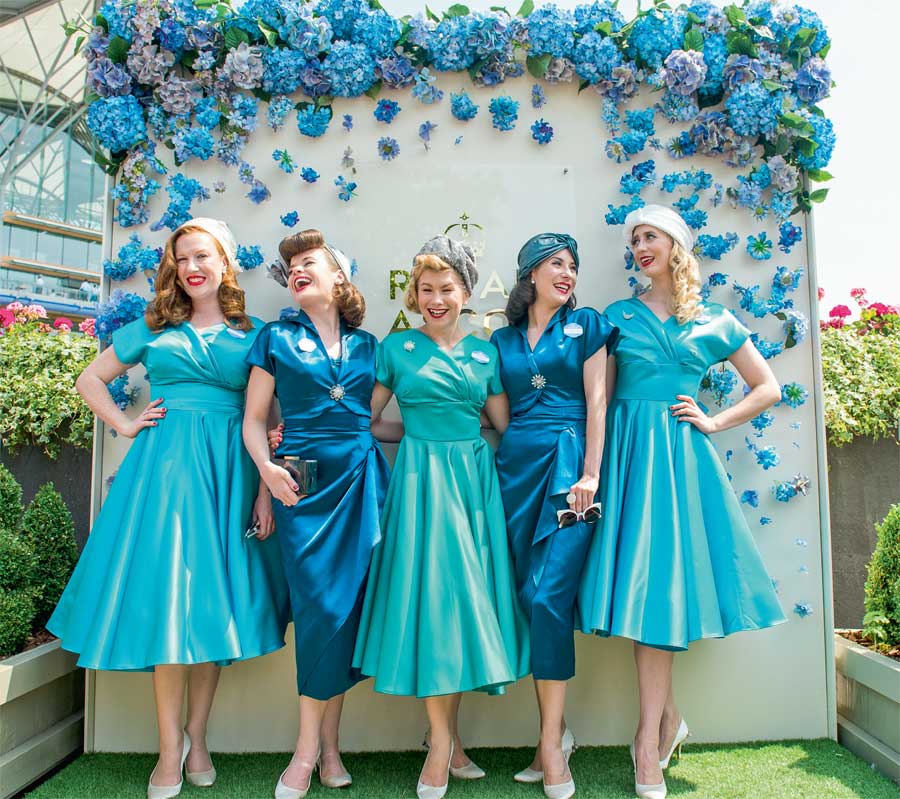 İngiliz Kraliyet Ailesi Royal Ascot'ta buluştu