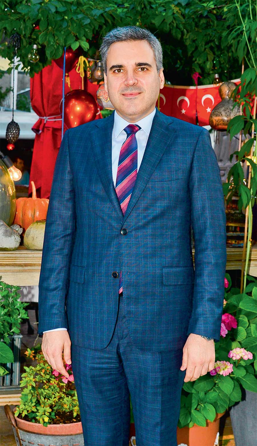 Sarayda görkemli iftar daveti