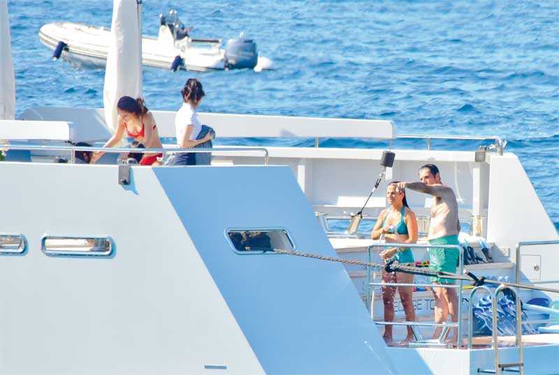 Ünlüler Bodrum'a akın etti