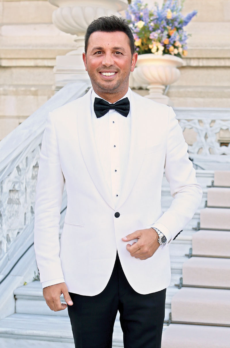 Sarayda görkemli düğün