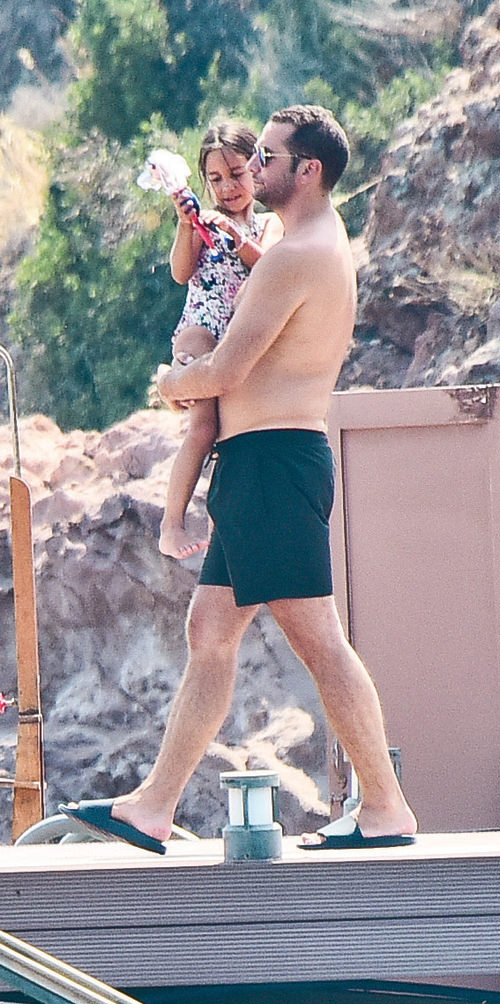 İstanbul'un elitleri Bodrum'a renk katıyor