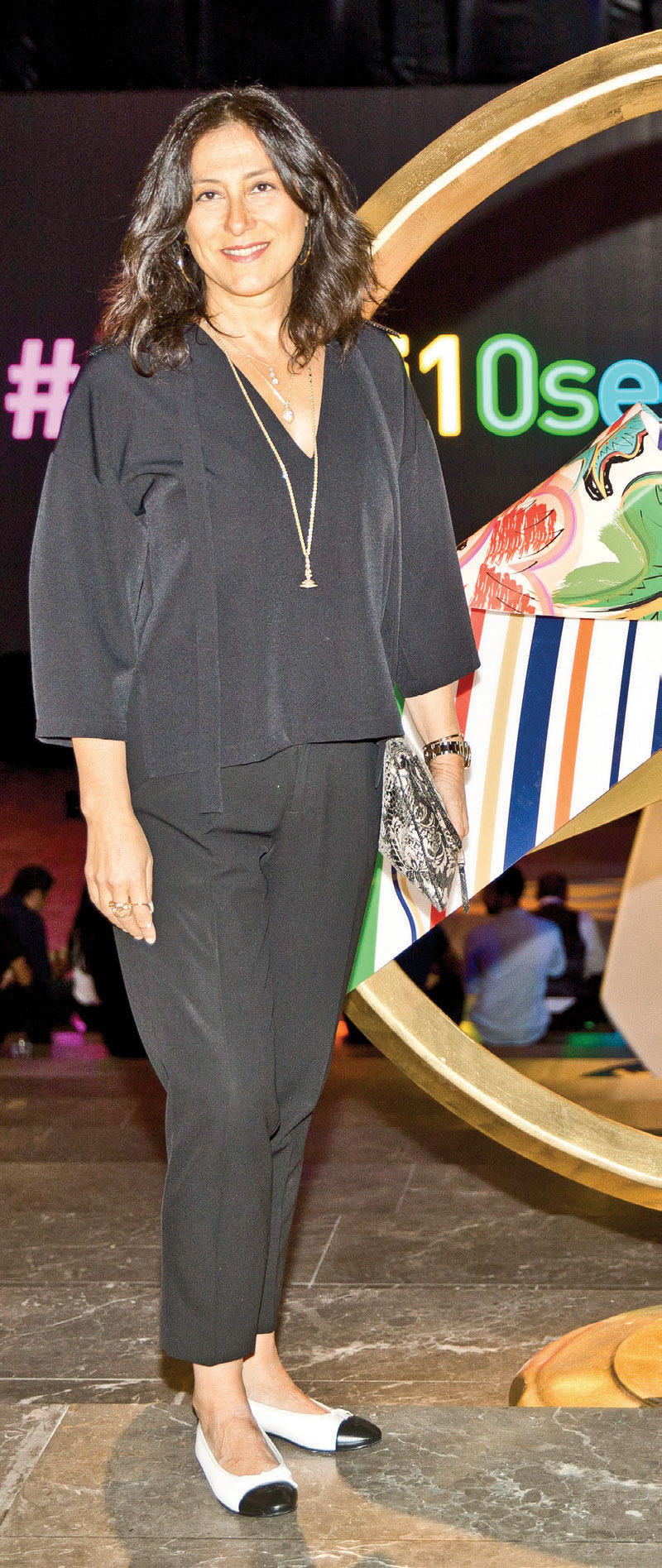 Moda haftasına renkli açılış 