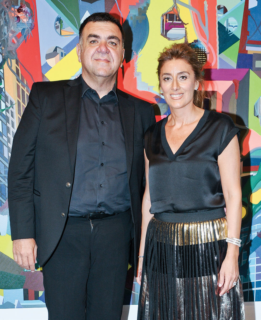 Sanat dolu yardım gecesi