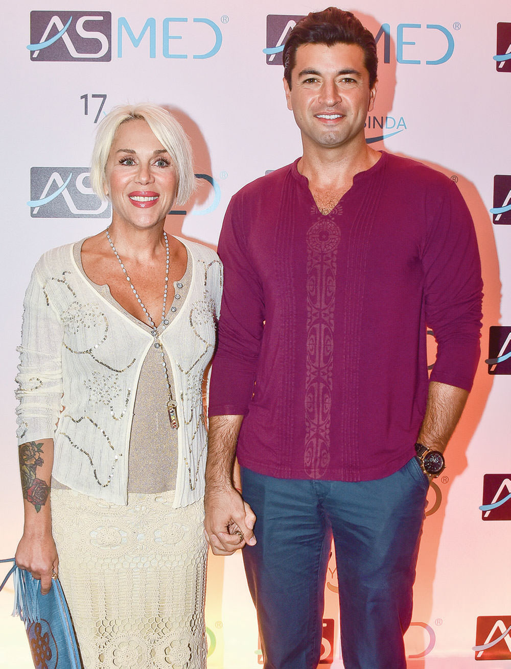 17. yılını denizde kutladı 