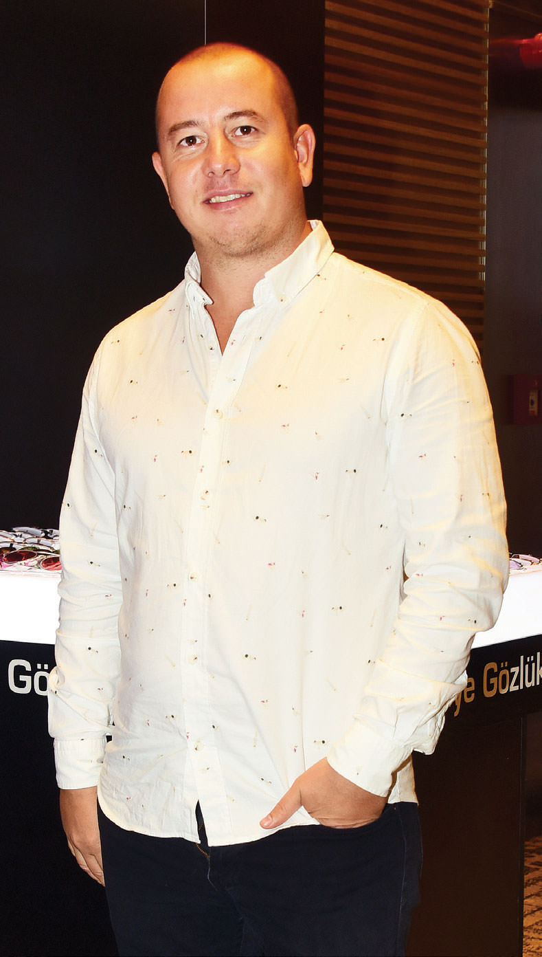 Alışveriş şenliğinde buluştular 