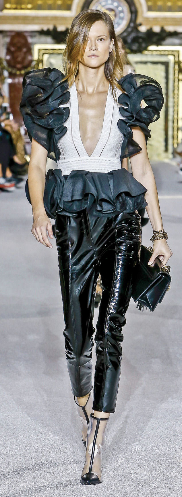 Moda haftalarına görkemli kapanış 