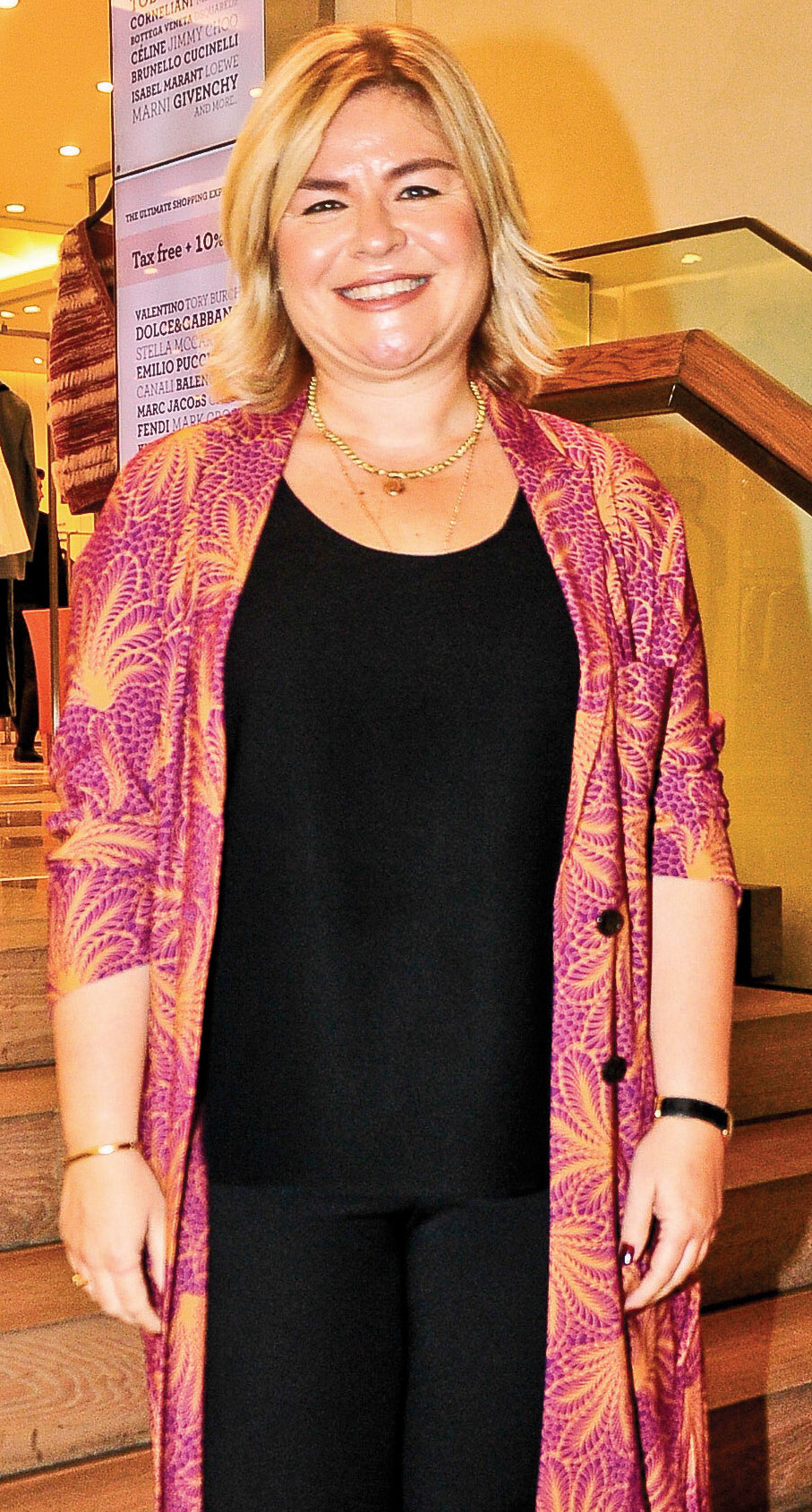 'Cosmos' sergisi moda ile sanatı bir araya getirdi