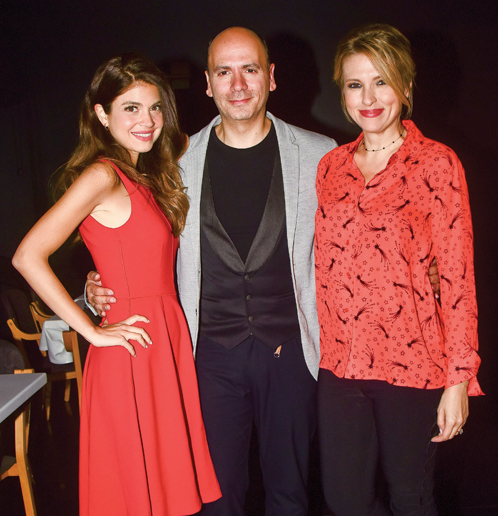 Yemek davetinde buluştular 