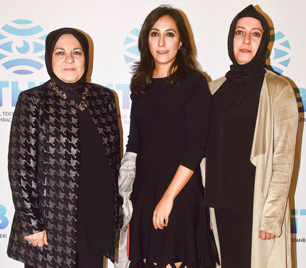 Kumaş tasarım yarışması için görkemli final 