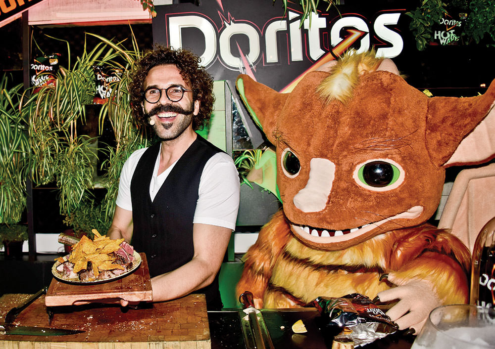 Festival tadında tanıtım partisi