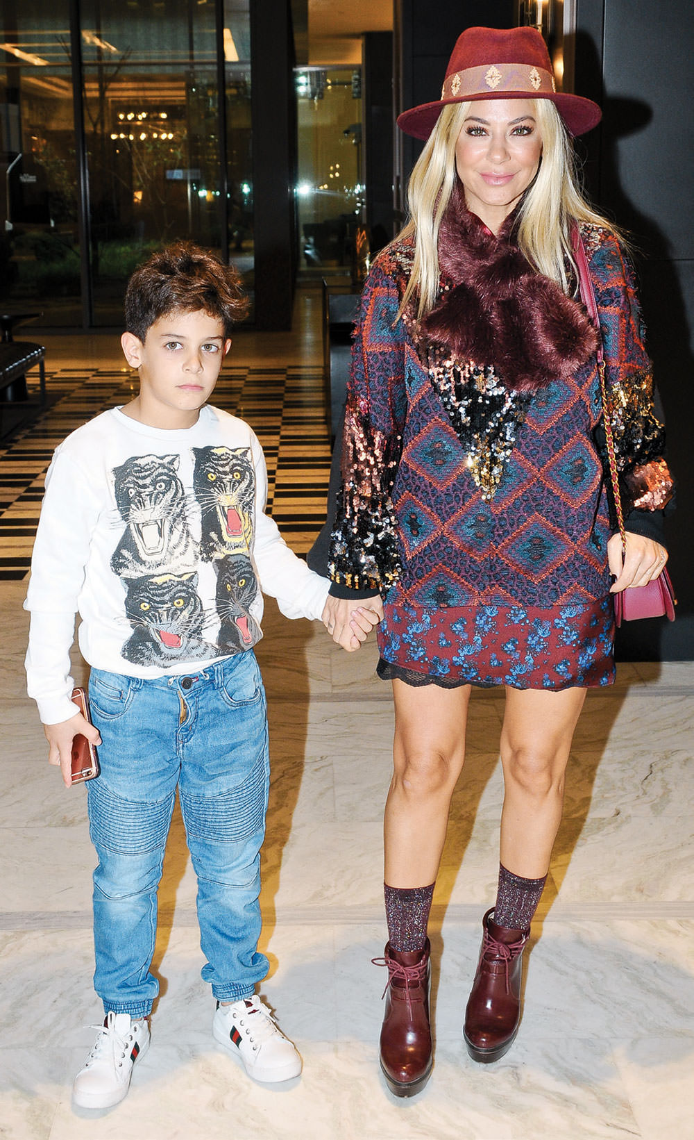 Minik modellerden şık defile 