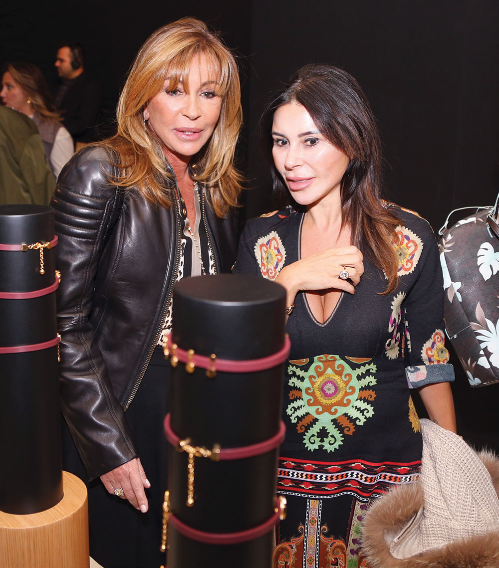 Genç tasarımcıdan koleksiyon tanıtımı 